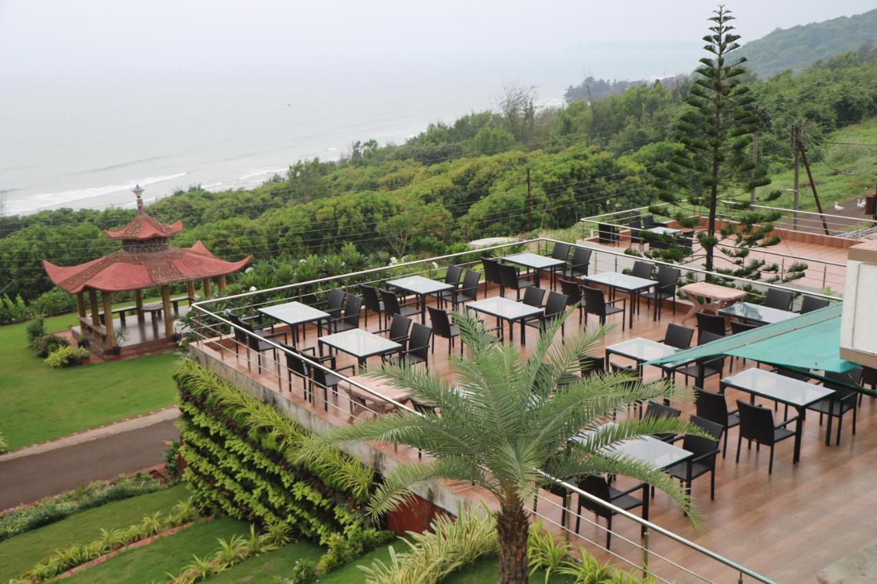 Abhishek Beach Resort And Spa Ganpatipule Extérieur photo